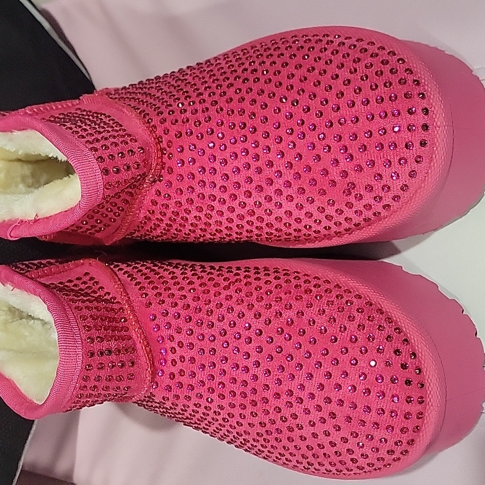 Pink HATAWomen's Boots